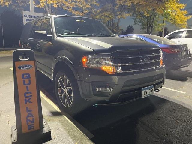 2017 ford expedition el xlt