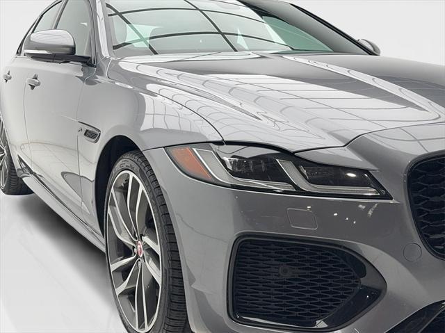 2022 jaguar xf r-dynamic se p300 awd automatic