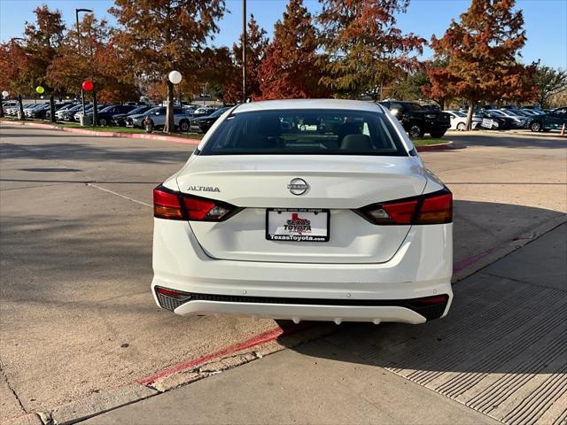 2023 nissan altima s fwd