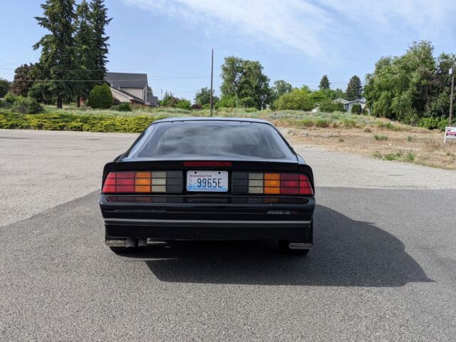 1989 chevrolet camaro coupe black rwd automatic
