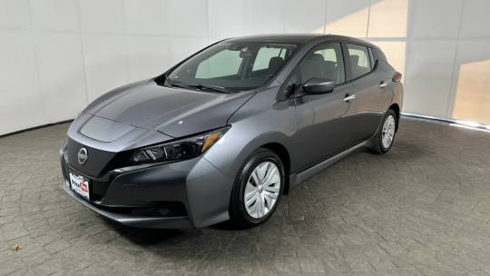 2025 Nissan Leaf