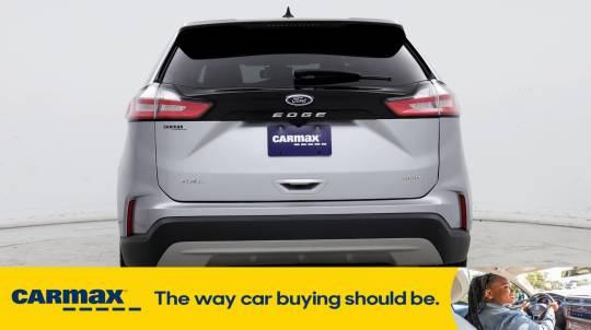 2023 Ford Edge