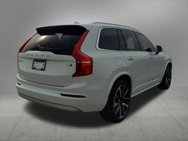 2022 volvo xc90 t6 momentum
