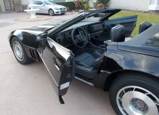 1987 corvette convertible black beauty 60,545 actual miles ! gorgeous car
