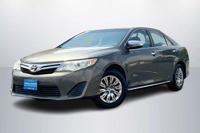 2014 toyota camry le