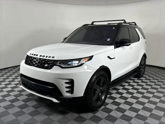 2022 land rover discovery p360 s r-dynamic