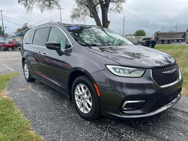 2021 chrysler pacifica touring-l