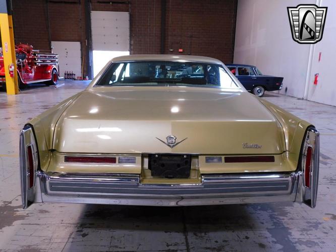 1975 cadillac coupe deville in o'fallon, illinois