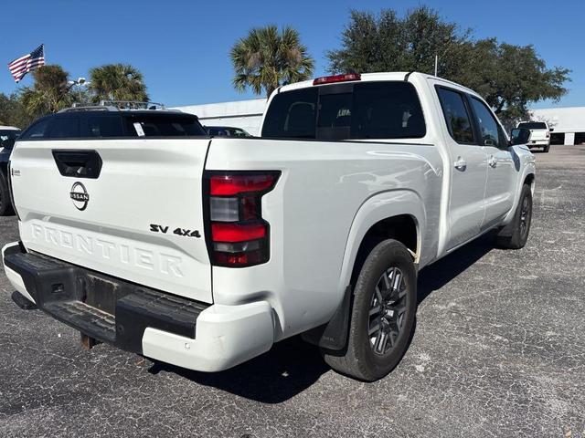 2023 nissan frontier sv