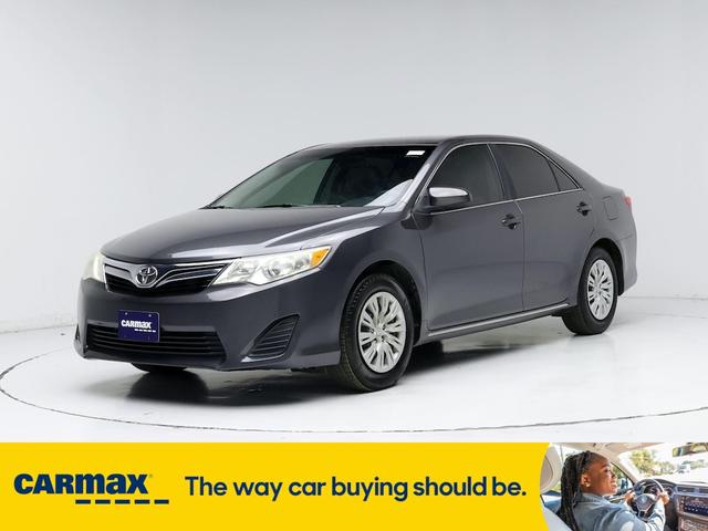 2014 toyota camry le