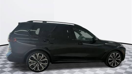 2024 BMW X7