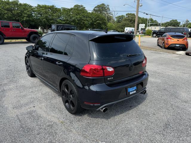 2011 volkswagen gti 4-door
