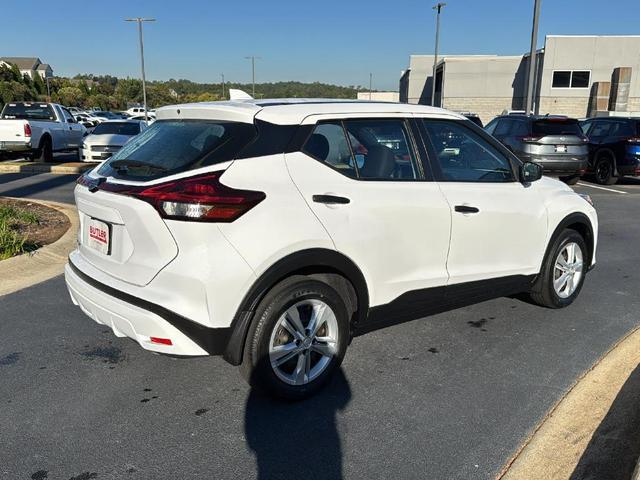 2021 nissan kicks s