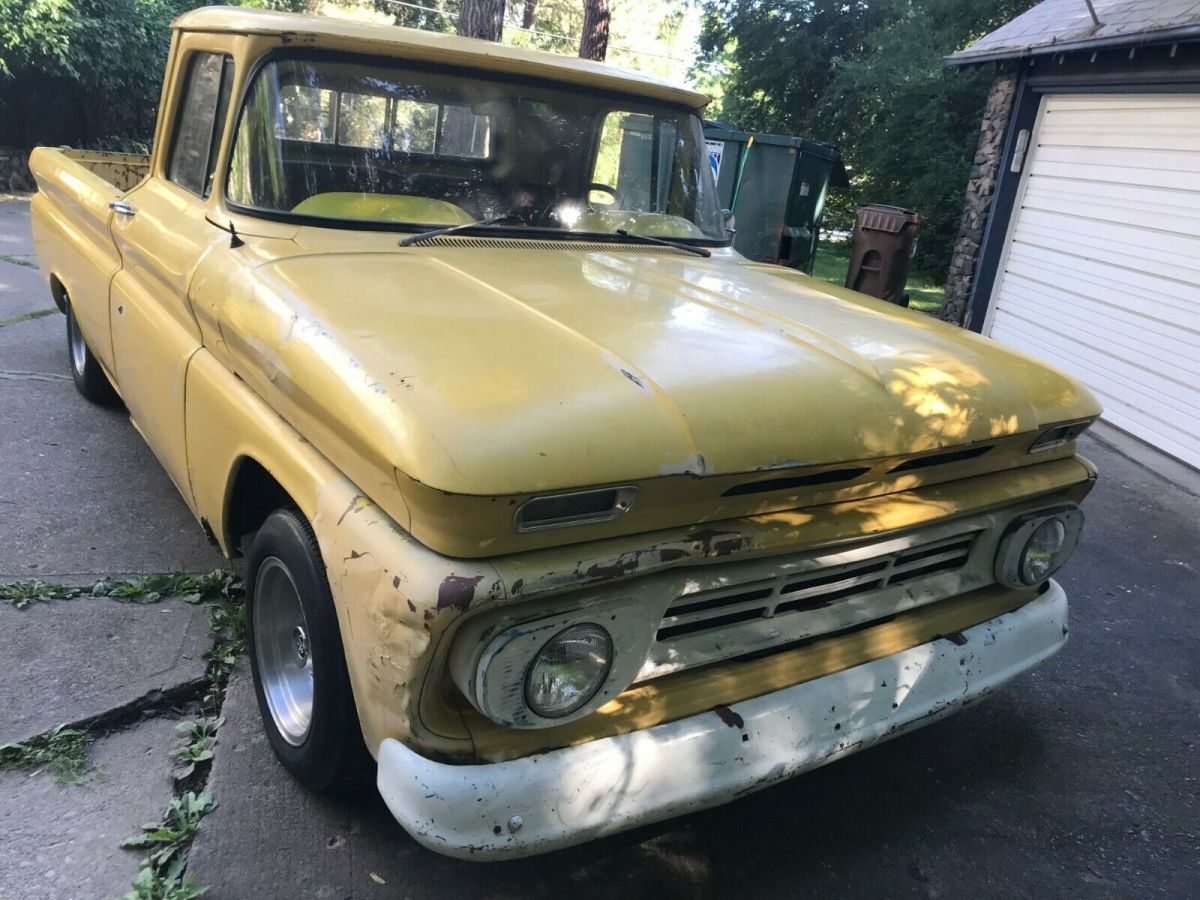 1962 chevrolet c-10 short bed fleet side