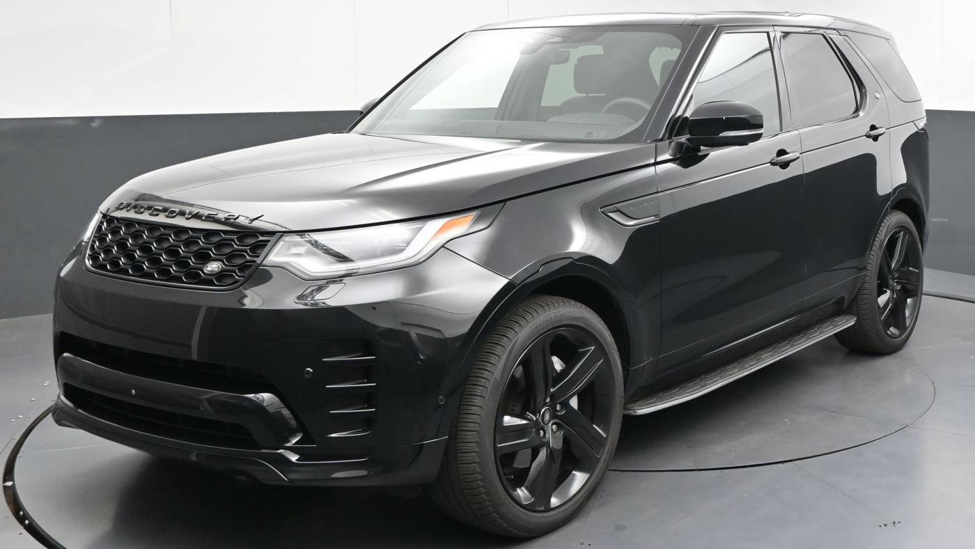 2024 land rover discovery p300 dynamic se