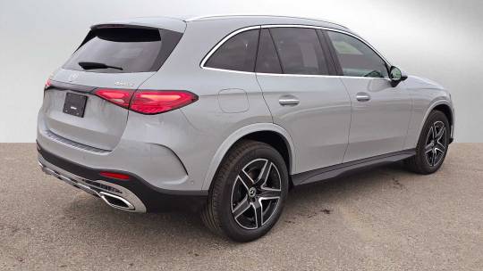 2025 Mercedes-Benz GLC