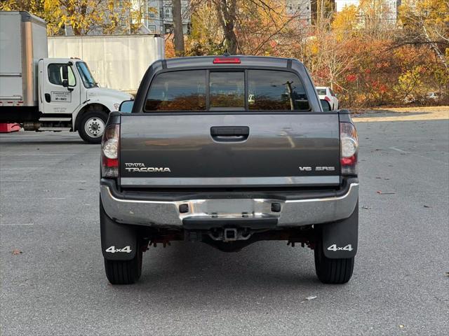2012 toyota tacoma base