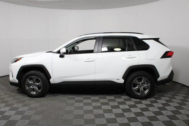 2024 toyota rav4 hybrid le