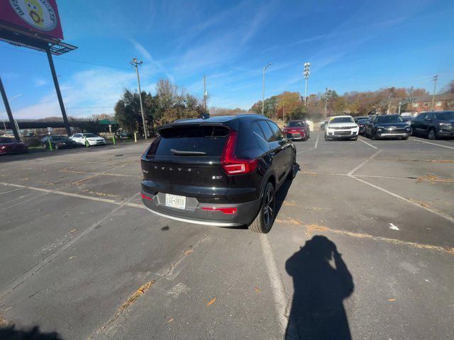 2024 volvo xc40 core
