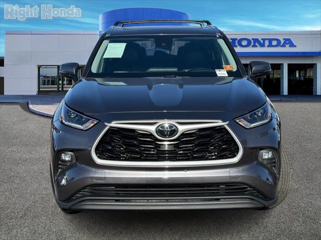 2021 toyota highlander xle