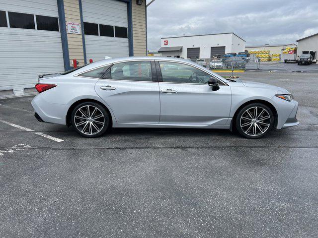 2022 toyota avalon touring