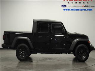 2022 Jeep Gladiator s