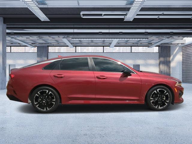 2022 kia k5 gt-line