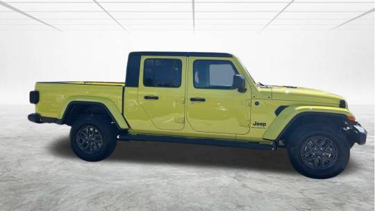 2024 Jeep Gladiator