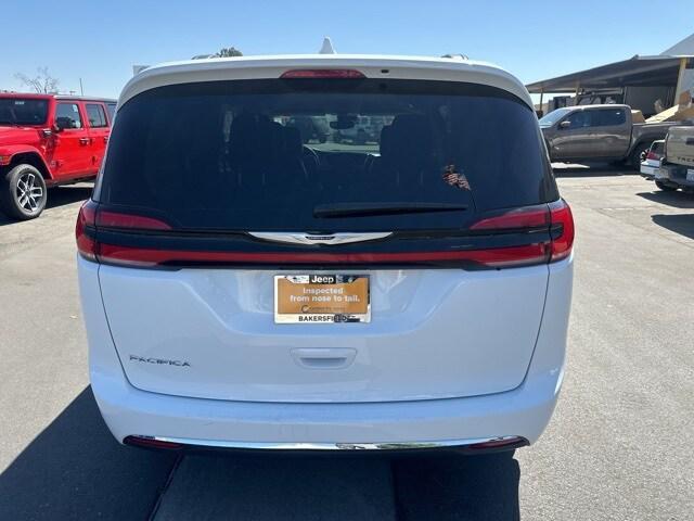 2022 chrysler pacifica touring l