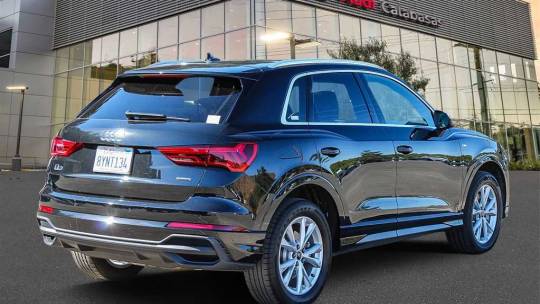 2022 Audi Q3