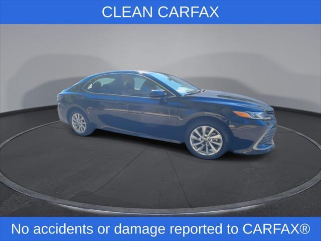 2023 toyota camry le