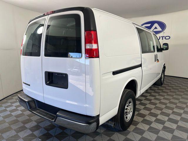2021 chevrolet express 2500 rwd 2500 regular wheelbase wt