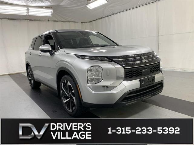 2022 mitsubishi outlander es