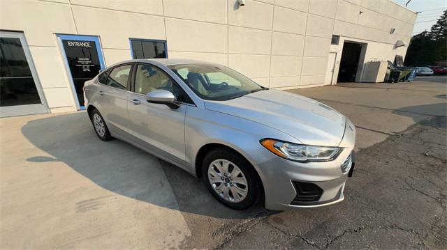 2019 ford fusion s
