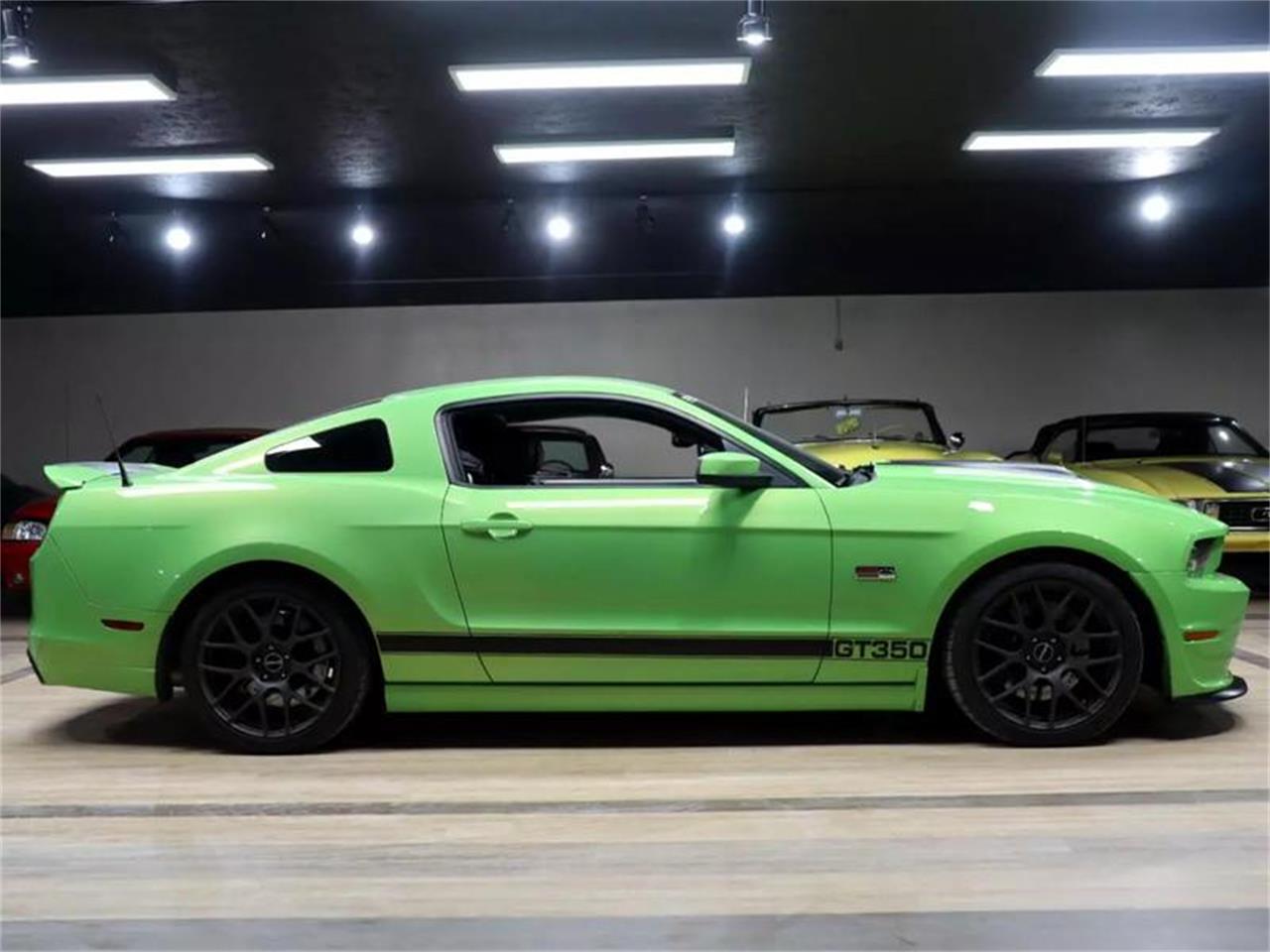 2013 ford mustang
