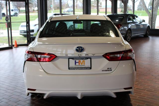 2020 toyota camry se