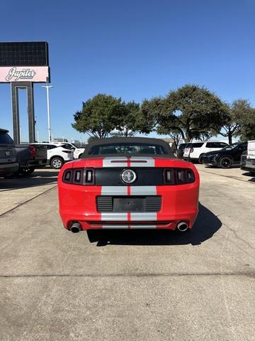 2014 ford mustang v6 premium