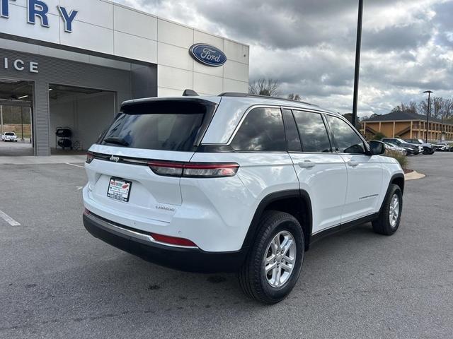 2024 jeep grand cherokee laredo