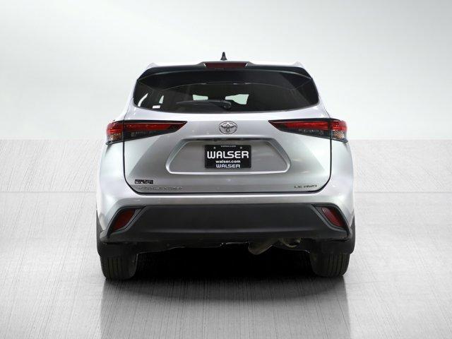 2024 toyota highlander le