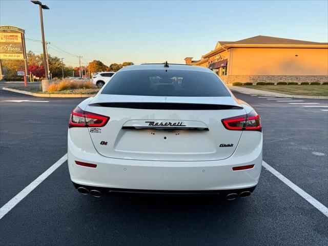2015 maserati ghibli s q4