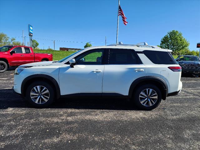 2022 nissan pathfinder sl 4wd