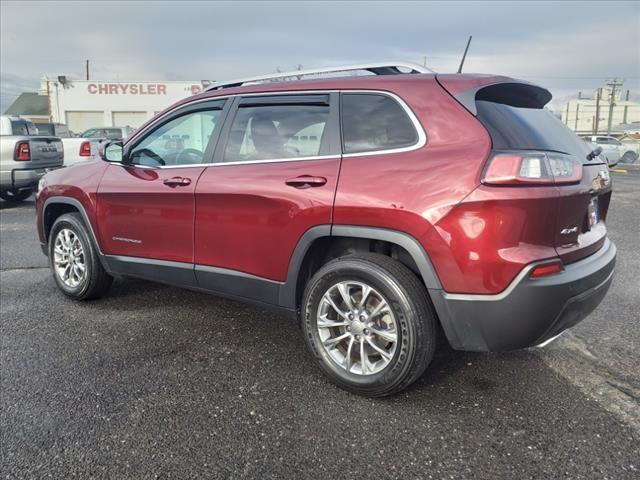 2021 jeep cherokee latitude lux