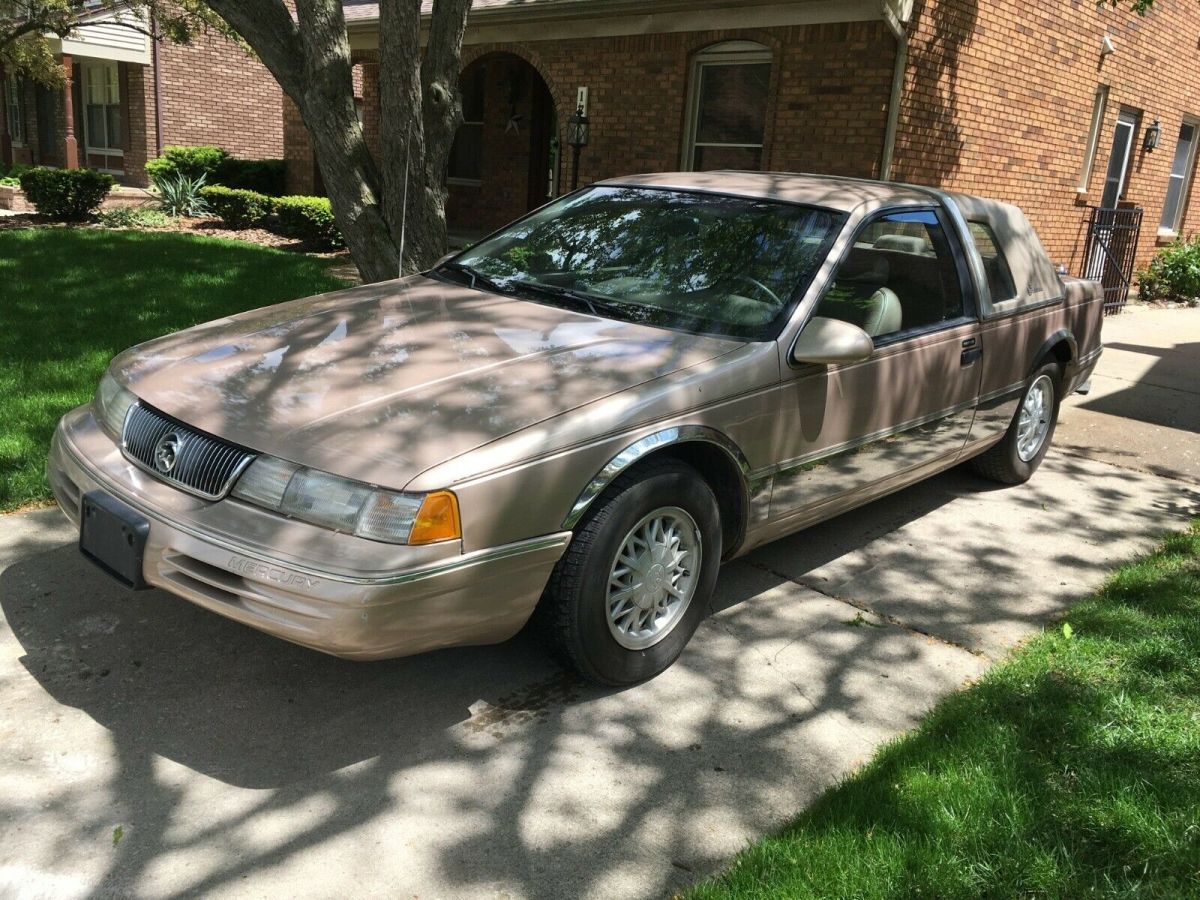 1993 mercury cougar caliente