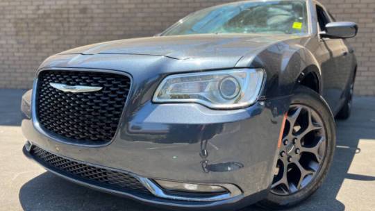 2019 Chrysler 300
