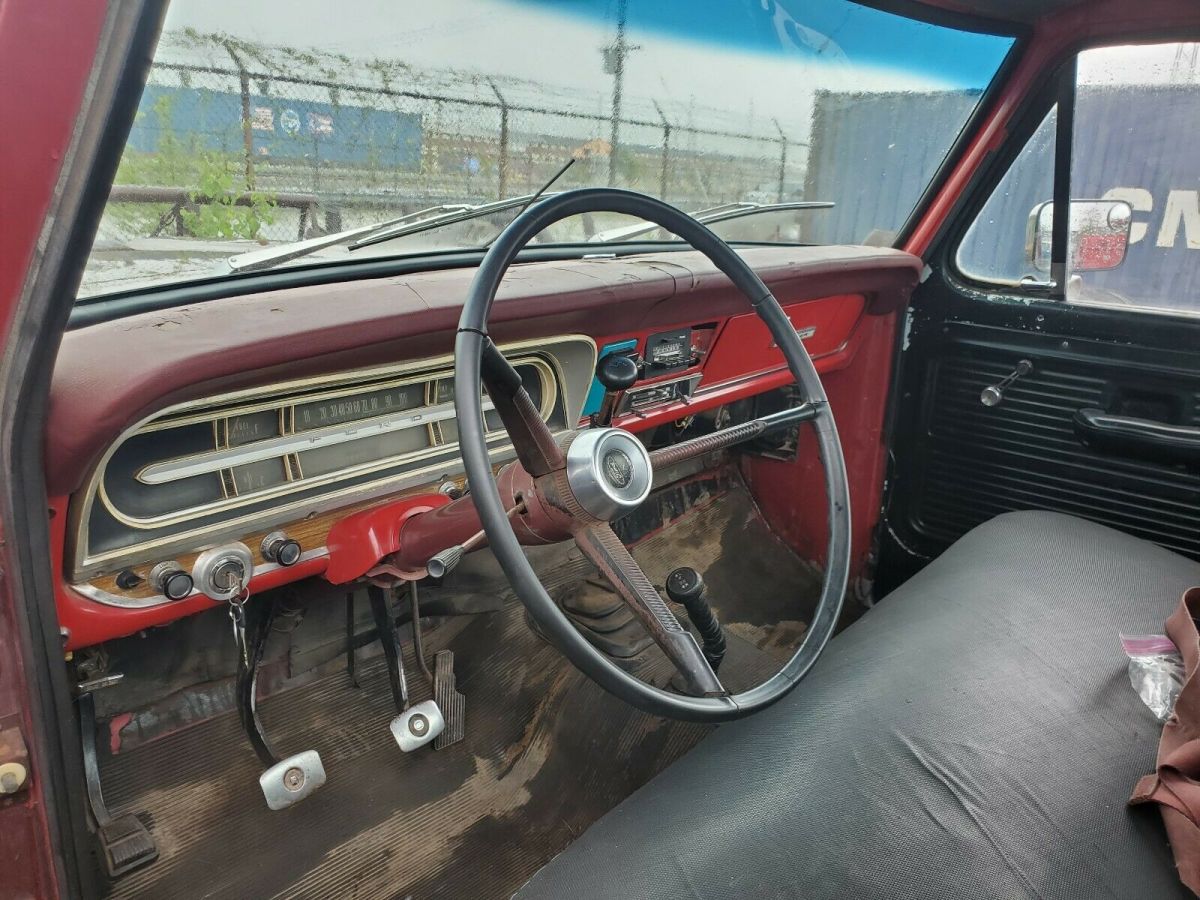 1969 ford f-250 4x4 factory red truck 390 with a 4 speen from new mexico ranger