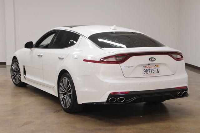 2018 kia stinger premium