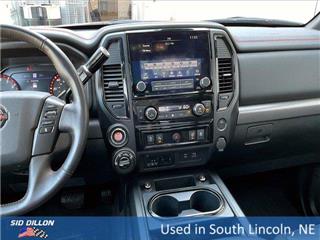 2021 Nissan Titan pro-4x