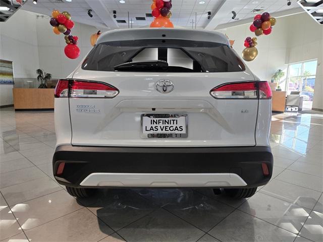 2024 toyota corolla cross le