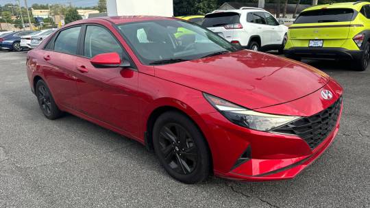 2022 Hyundai Elantra