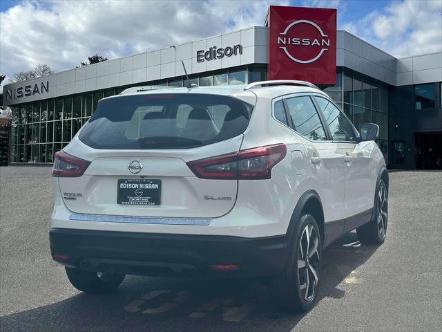 2022 nissan rogue sport sl